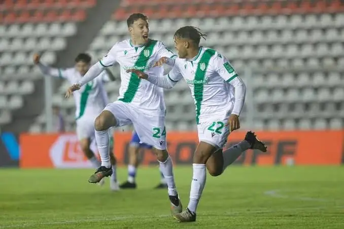 Banfield superó a Midland por penales y clasificó a cuartos de final