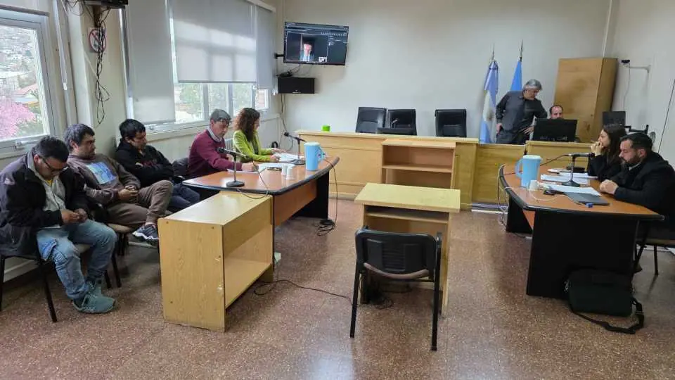 Prisión preventiva para tres hombres por tentativa de homicidio en Corcovado