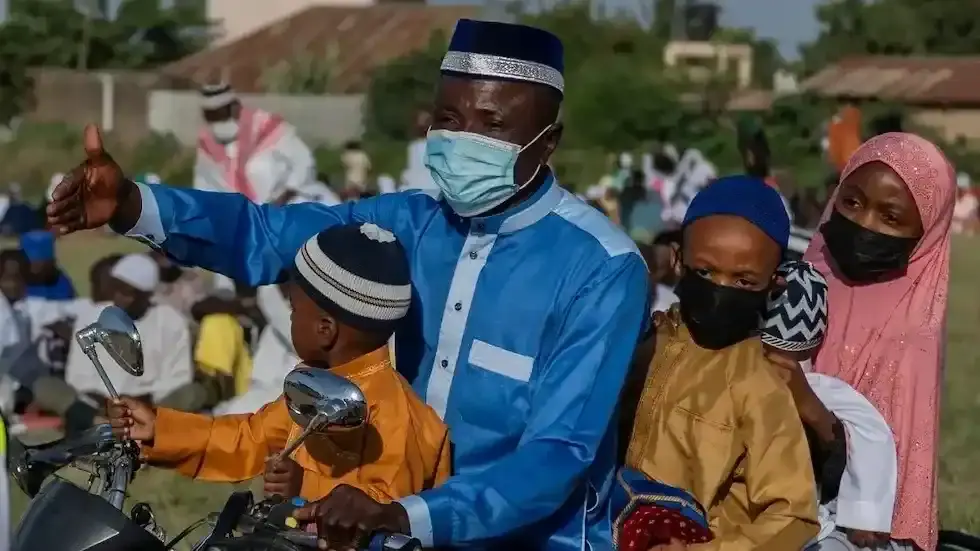 Muertes por ébola en RD del Congo rondan las 500 en medio de transmisión comunitaria