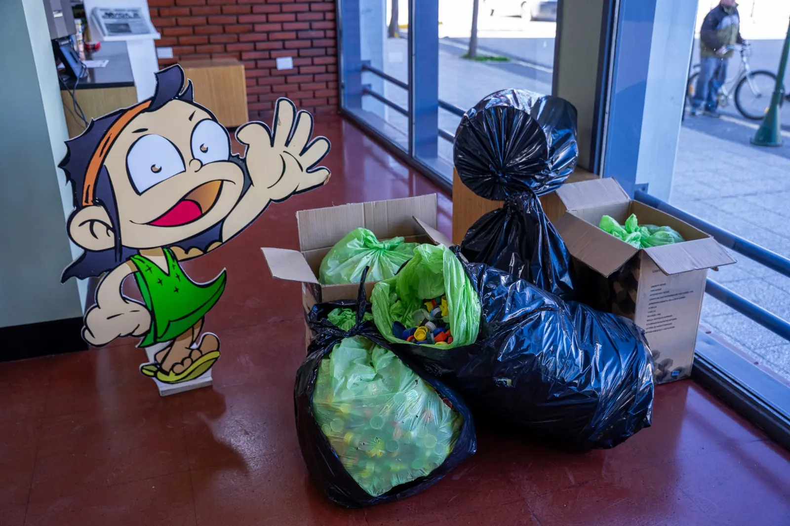 La Cooperativa entregó tapitas para la Fundación Garrahan
