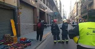 Derrumbe en un departamento de seguridad de Edesur: cuatro heridos