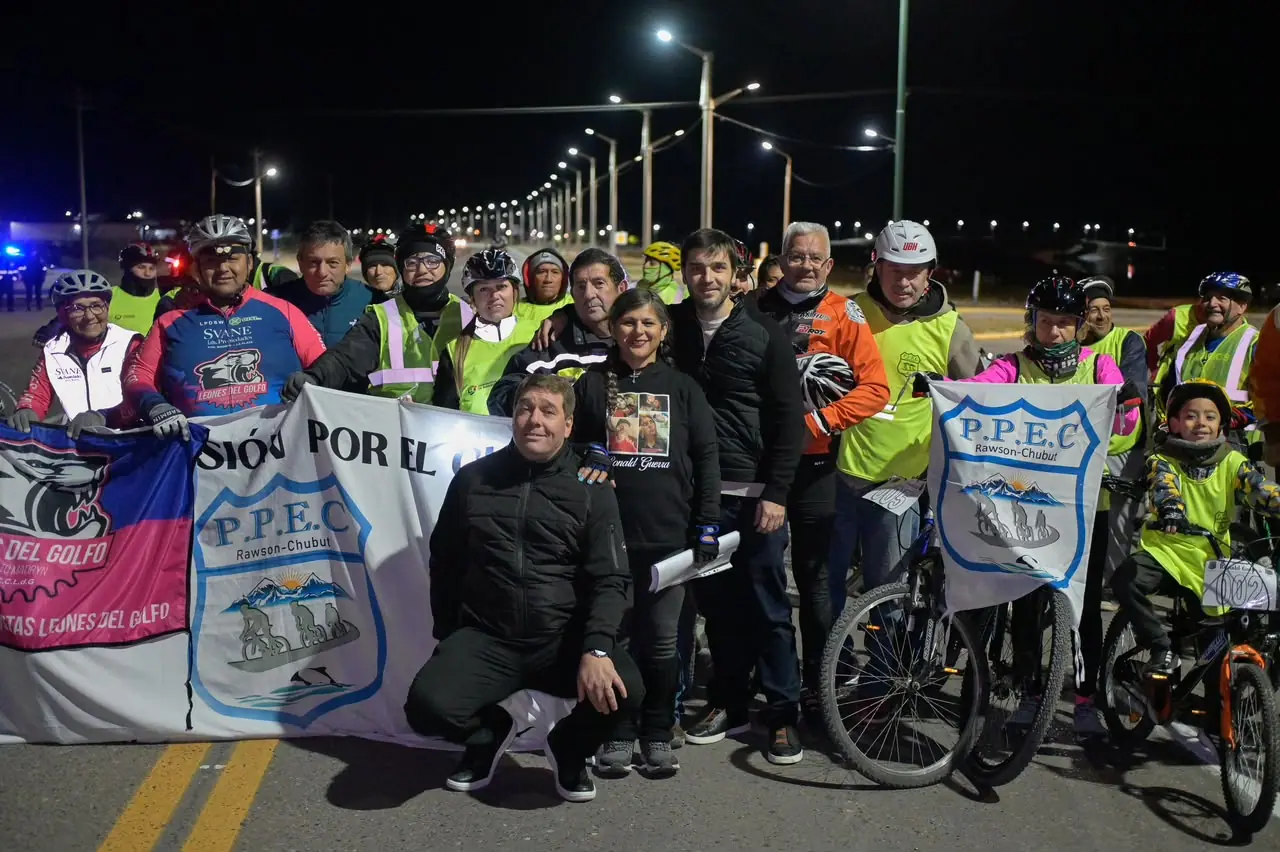 Una obra histórica transforma el acceso a Playa Unión: quedó iluminada la avenida Marcelino González