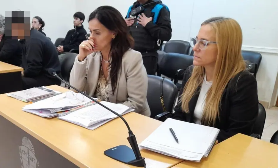 Audiencia de apertura de investigación por incendio intencional seguido de muerte