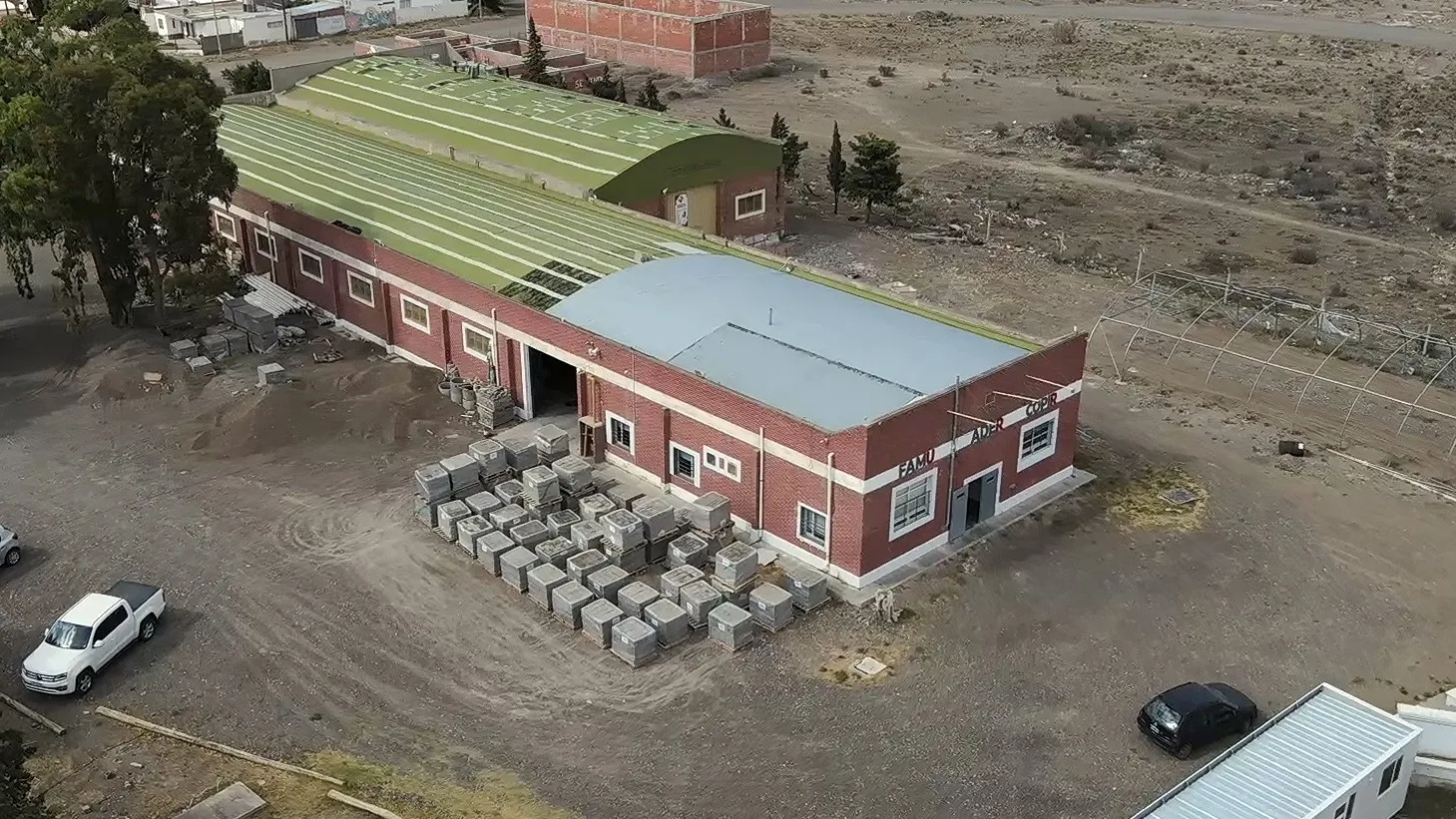 Banco del Chubut intimó a Rawson para desalojar un espacio productivo funcionando