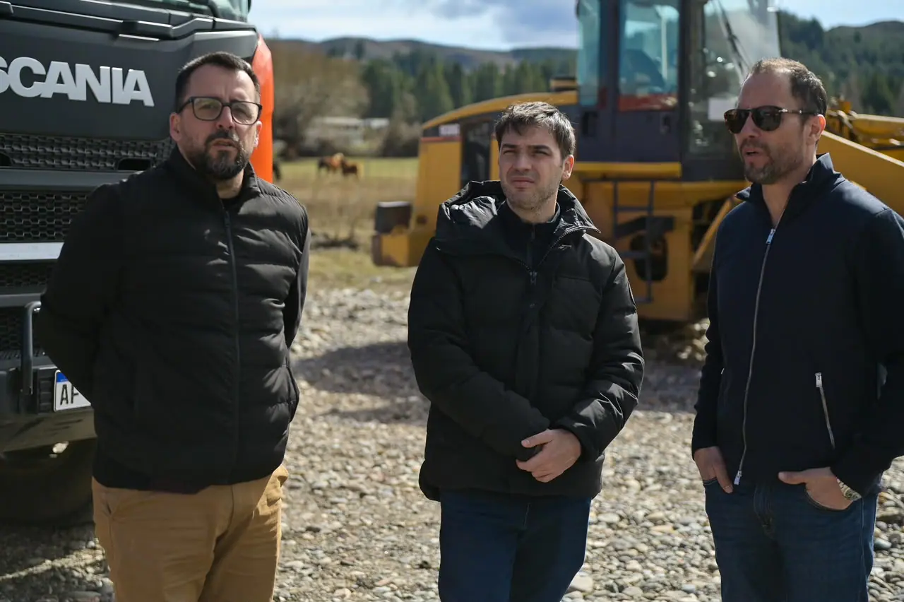Plan Galina: con una inversión de más de $2.200 millones, Provincia inició una obra cloacal clave para Esquel