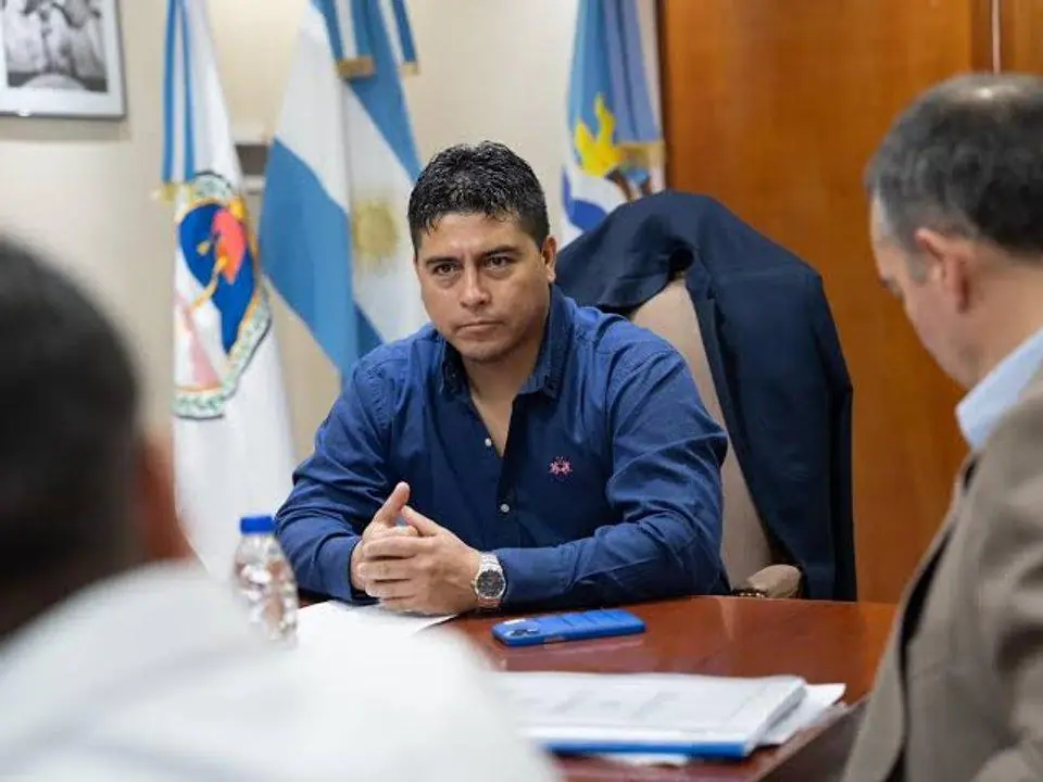 Pagano vinculó giros a Santa Cruz con votos de legisladores de Vidal