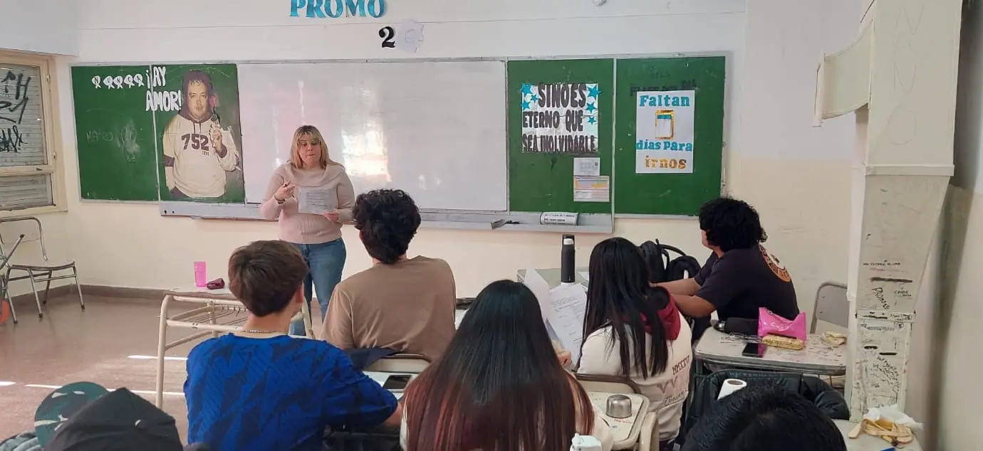 Estudiantes de la Escuela 752 se capacitaron para impulsar sus emprendimientos sociales