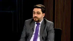 Ramiro Marra lanzó una dura crítica hacia el entorno del presidente
