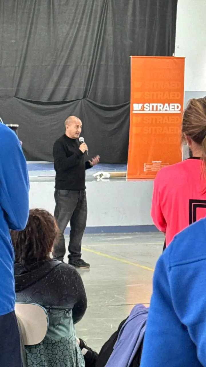 Más 450 docentes y auxiliares participaron de actividades deportivas organizadas por el SITRAED