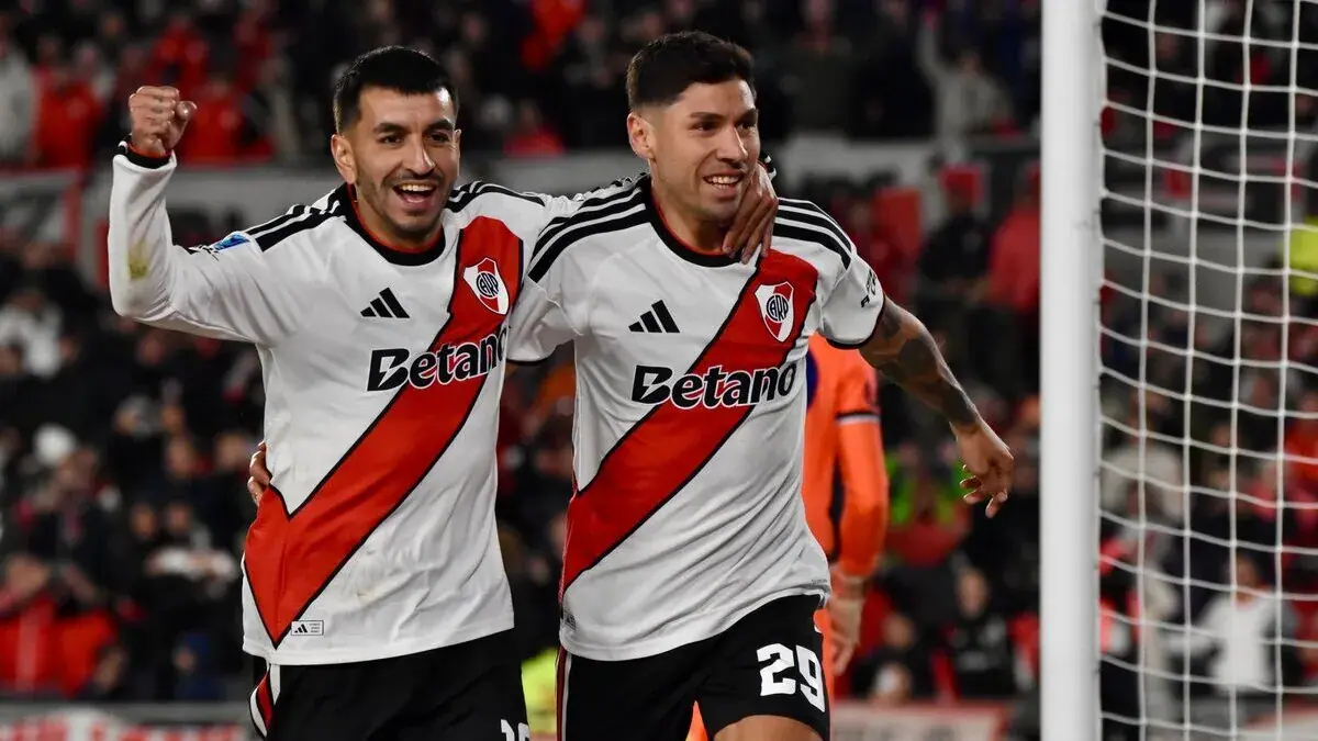River derrotó a Independiente Rivadavia y se acerca a los playoffs