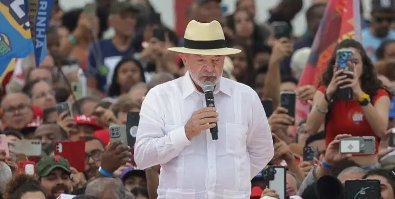 Lula impulsa aprobación de proyecto sobre reducción de jornada laboral antes de elecciones en Brasil