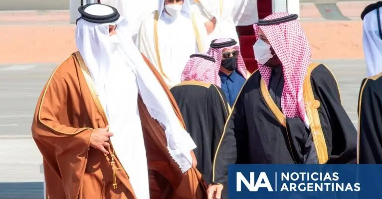 Arabia Saudita discute lazos bilaterales y acontecimientos regionales con Francia y Jordania