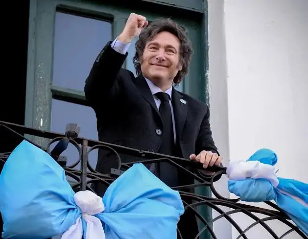 Javier Milei festejó la sanción de la reforma a la carta orgánica del BCRA