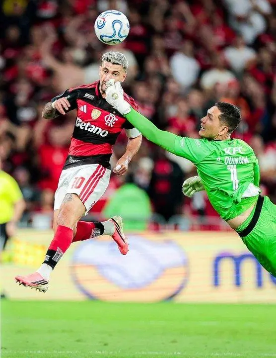Flamengo eliminó a Independiente del Valle