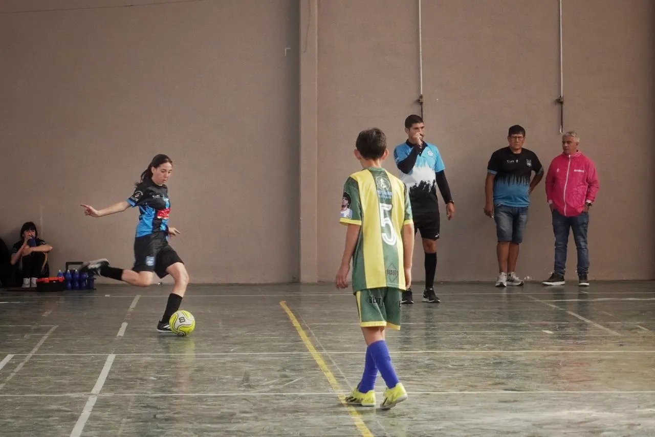 Comenzó en Rawson el torneo de futsal infantil