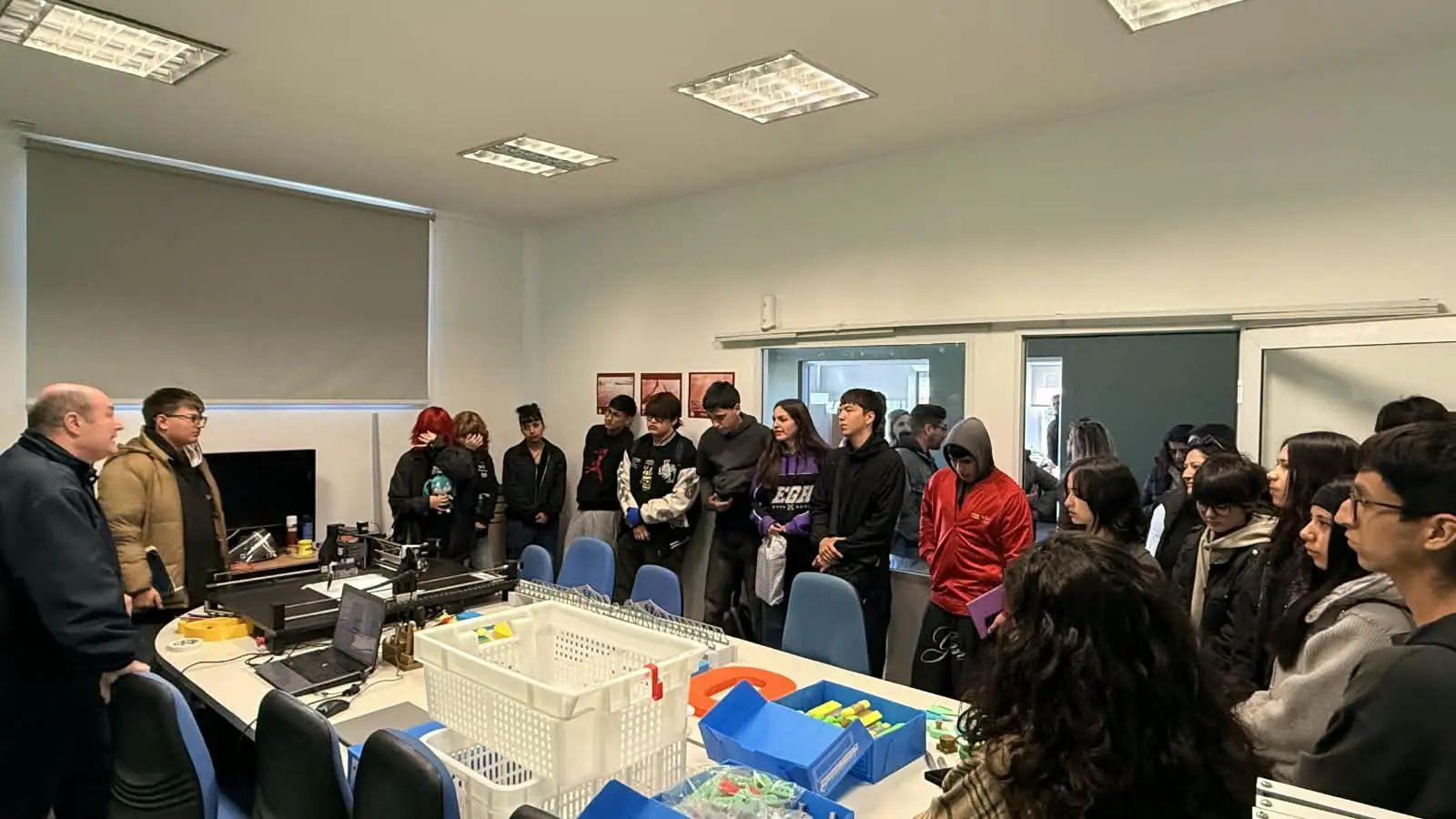 Estudiantes de la 795 participaron de la "Experiencia ADER"