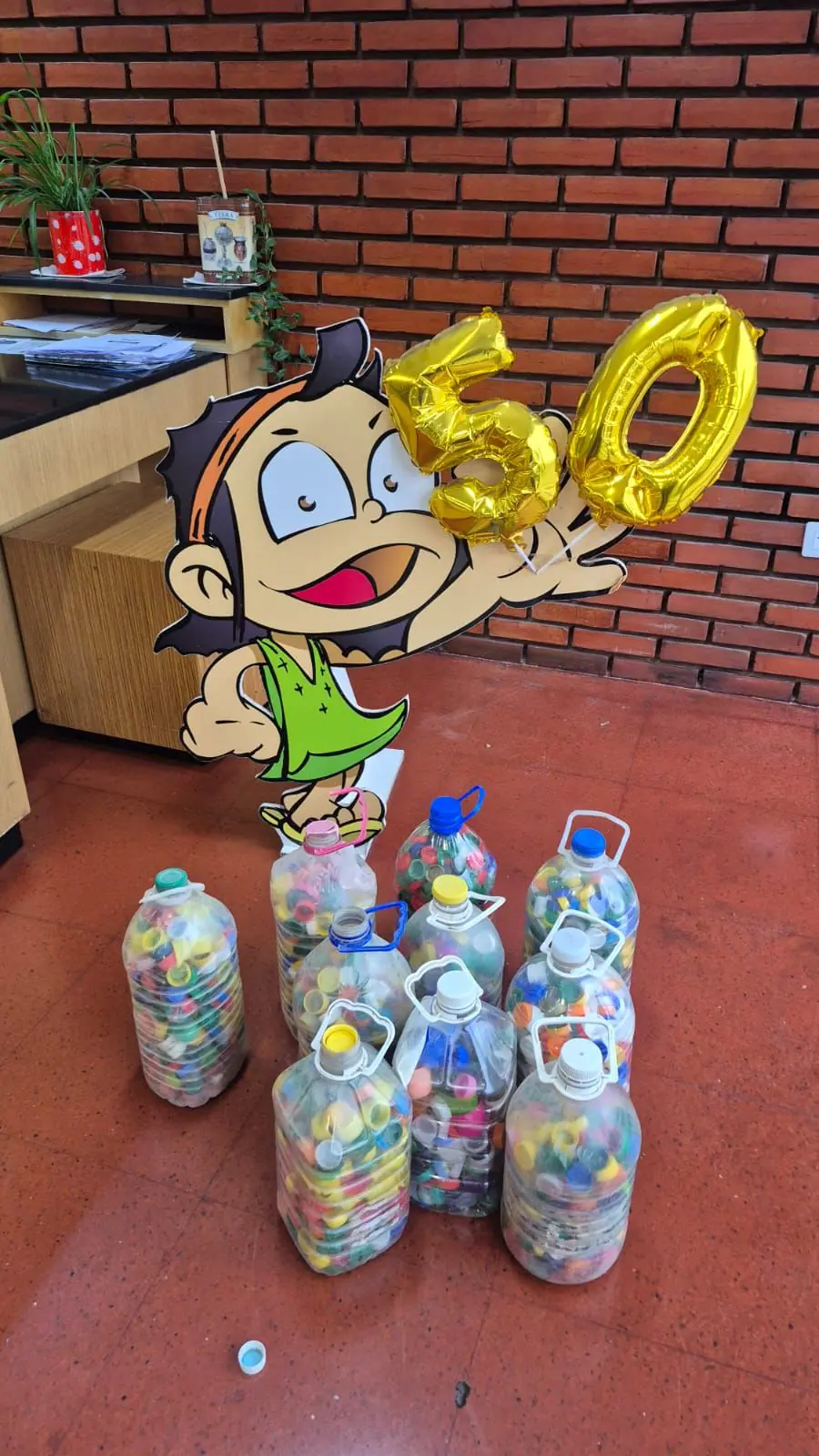 Nueva entrega de tapitas gracias al compromiso solidario de la comunidad