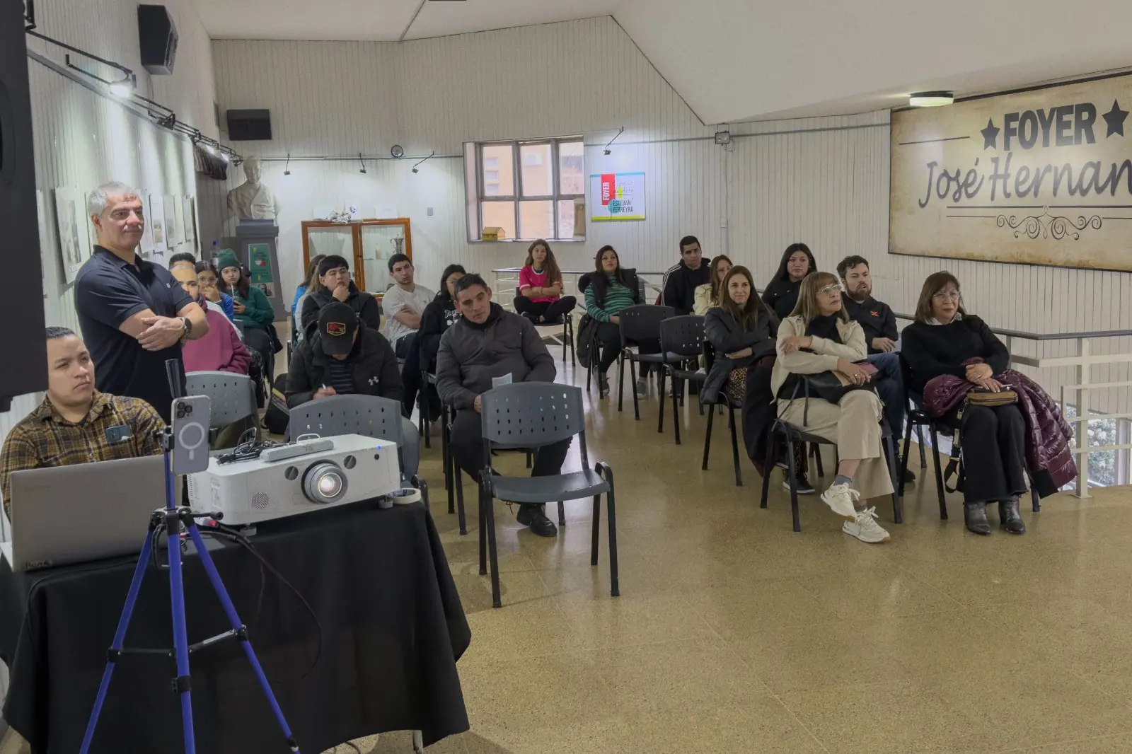 Amplia concurrencia en charla motivacional en Rawson