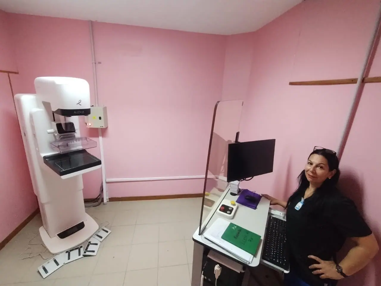 Provincia consolida la red de prevención del cáncer de mama con el Instituto Fleming