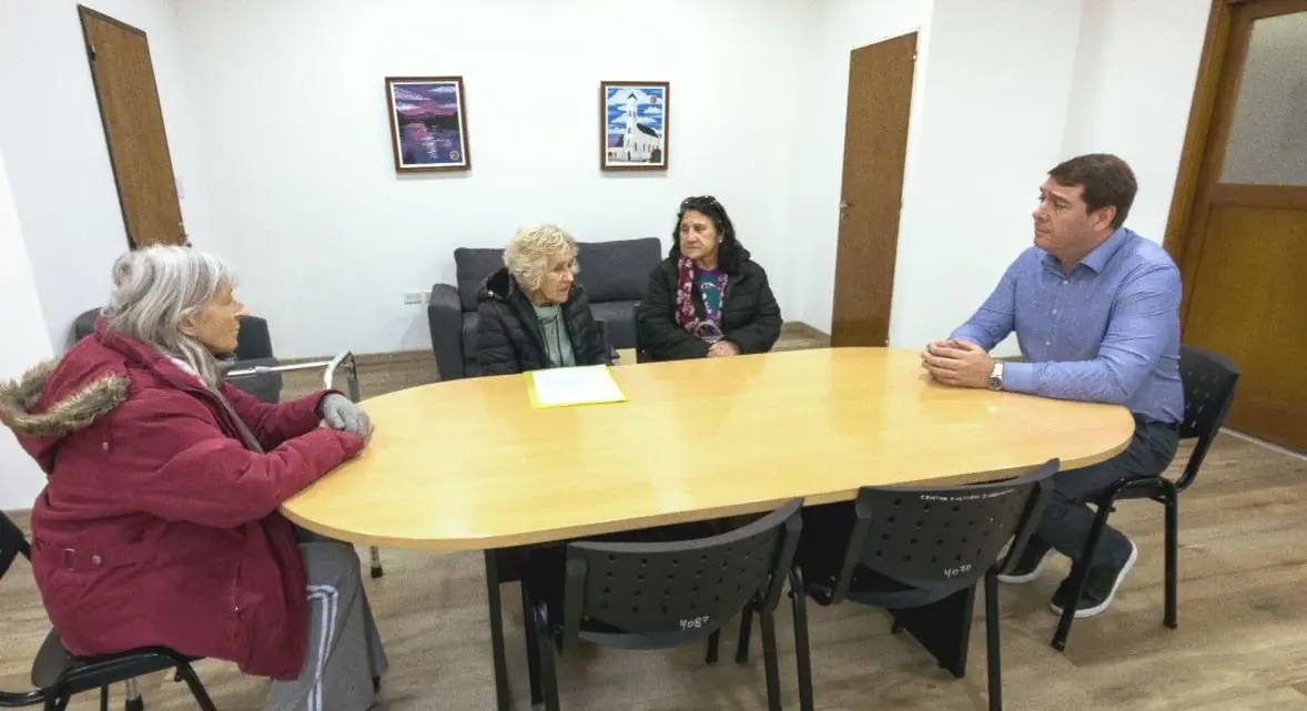 Biss recibió a la Comisión Directiva de la Asociación Española
