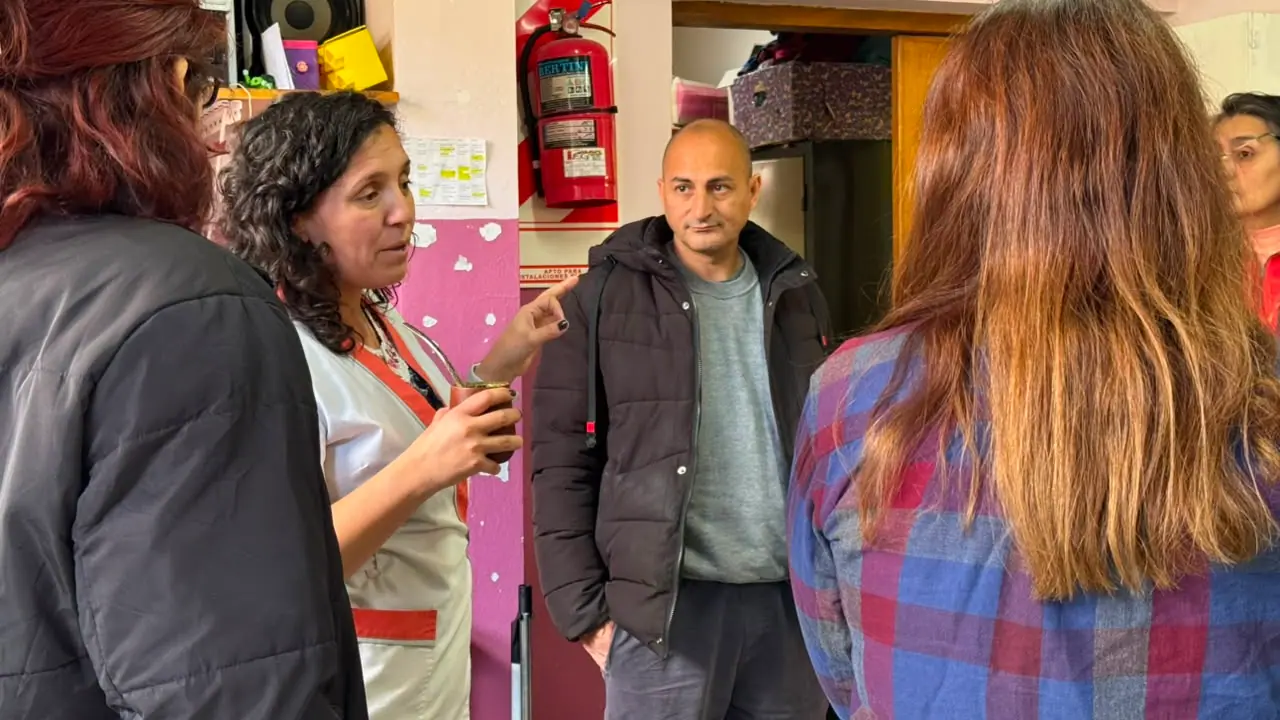 Elecciones SITRAED: Barrionuevo recorrió Aldea Escolar y Los Cipreses