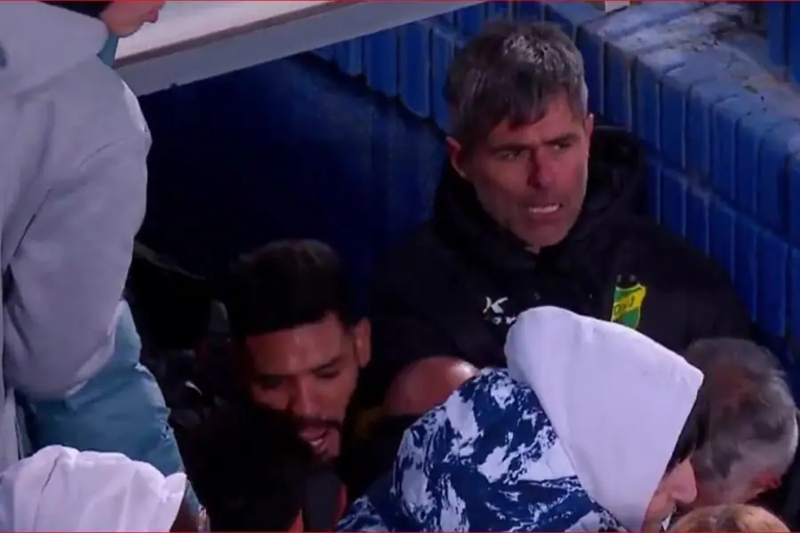 Escándalo en Liniers: Vaccari y su ayudante quisieron agarrarse a piñas con los Barros Schelotto