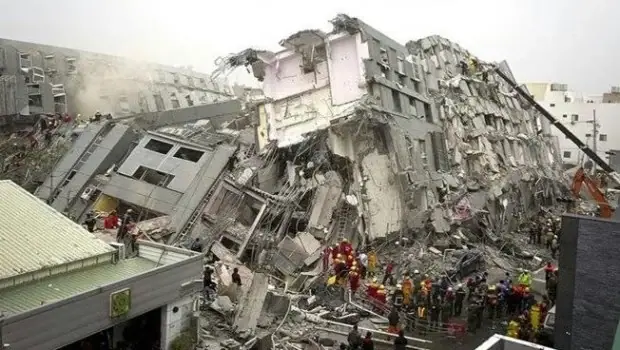 Sismo de magnitud 7,0 en China, deja al menos 16 muertos y 32 heridos