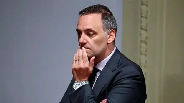 Adorni se prepara para presentar su declaración jurada