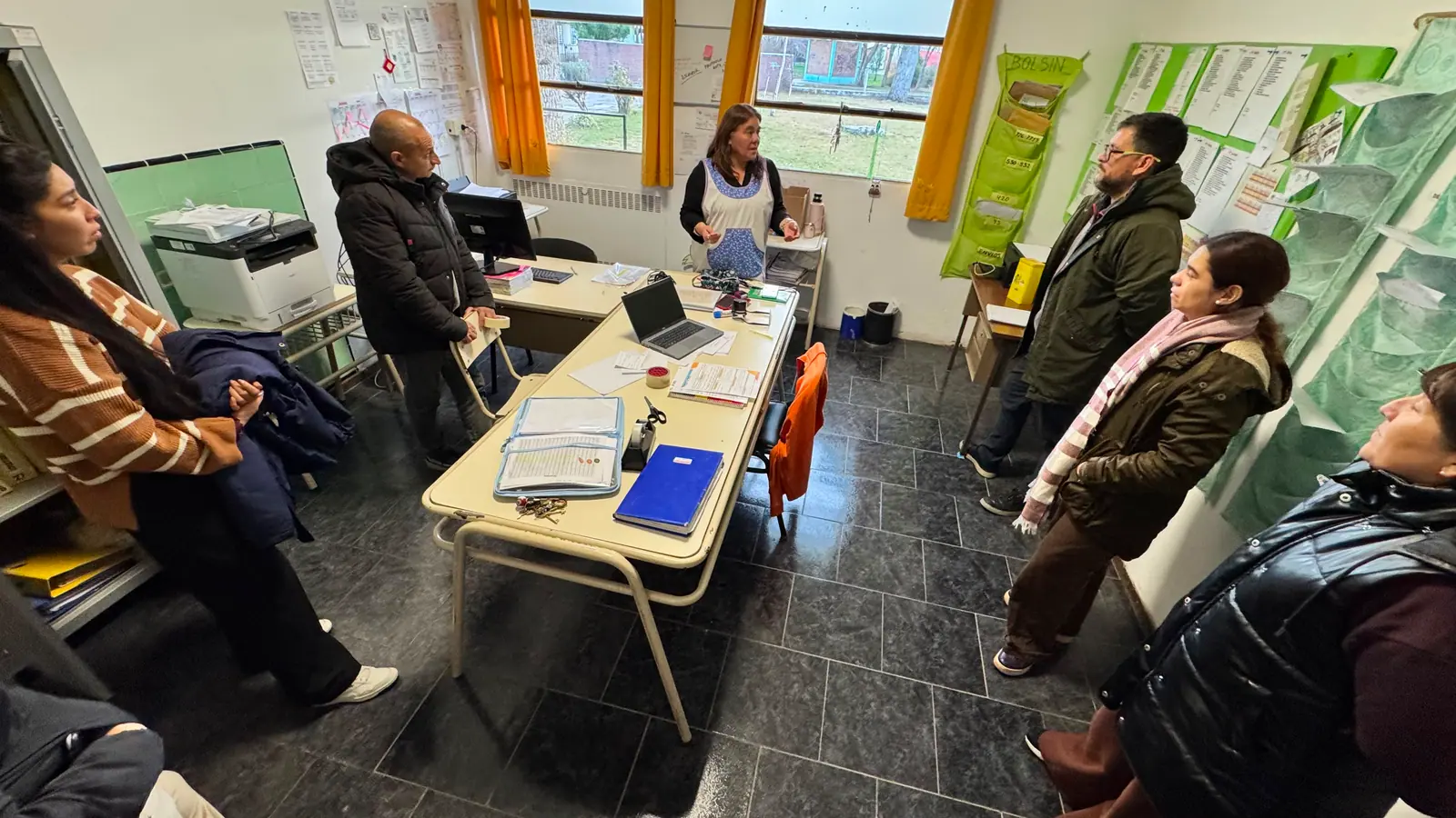 Elecciones SITRAED: Barrionuevo recorrió escuelas de la cordillera llevando la propuesta de la Lista Naranja y Negra