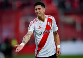 Maximiliano Meza fue presentado en Independiente luego de ser borrado de River