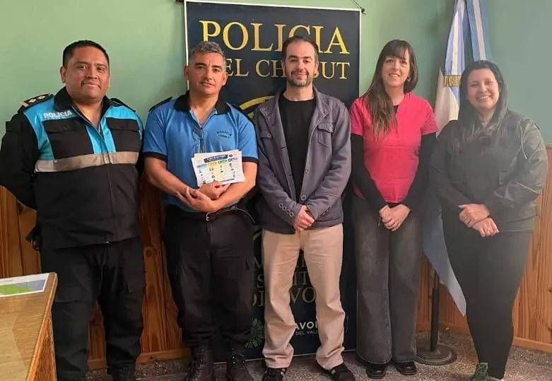 Comenzó un taller de Salud Mental destinado a policías de Dolavon y 28 de Julio
