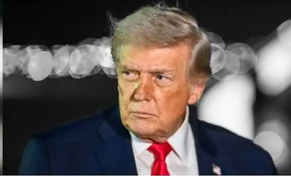 Trump y altos ejecutivos de IA firman controles voluntarios "moralmente vinculantes"