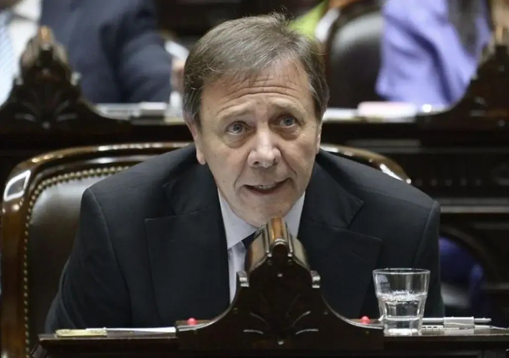 “El 99% de los argentinos piensa que Adorni es un mentiroso”