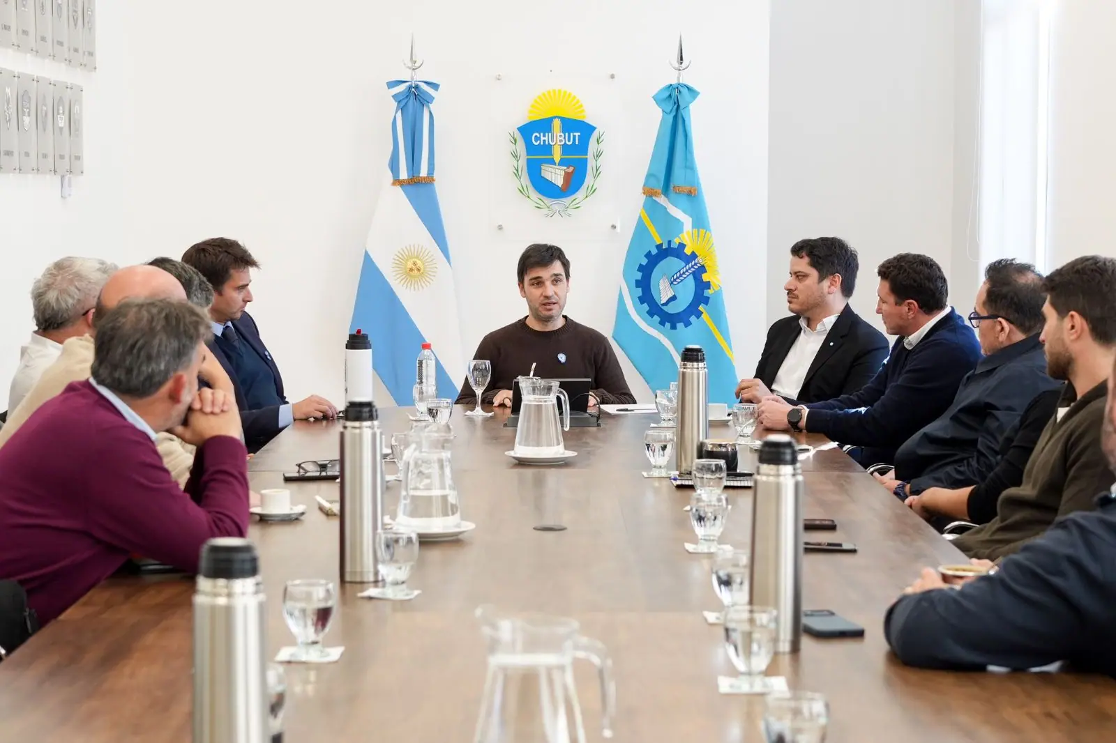 Acuerdo público-privado: Provincia realizará el dragado del puerto de Rawson y el sector pesquero ampliará muelle
