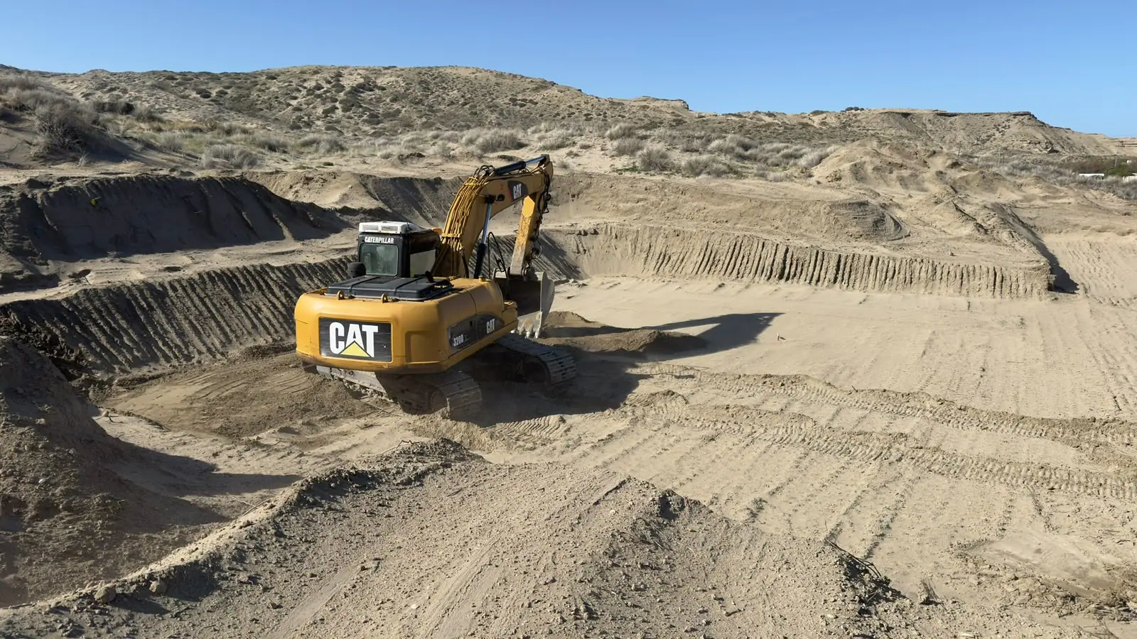 Torres destacó el inicio de obra de una nueva cisterna para fortalecer el abastecimiento del agua en Puerto Pirámides